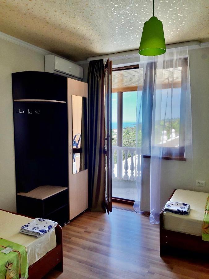 Гостевой Дом Сибиряк New Athos Extérieur photo