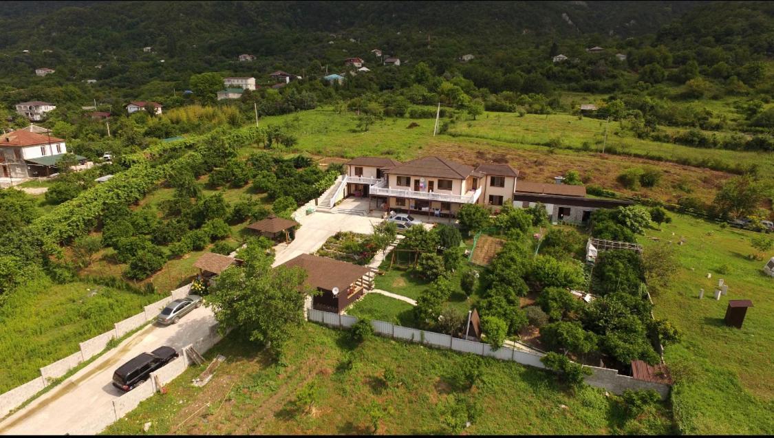 Гостевой Дом Сибиряк New Athos Extérieur photo