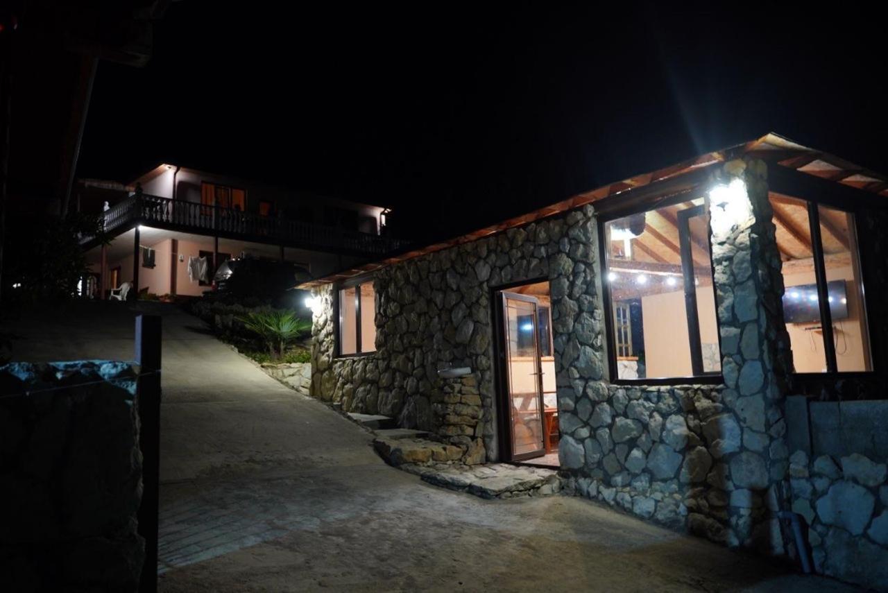 Гостевой Дом Сибиряк New Athos Extérieur photo