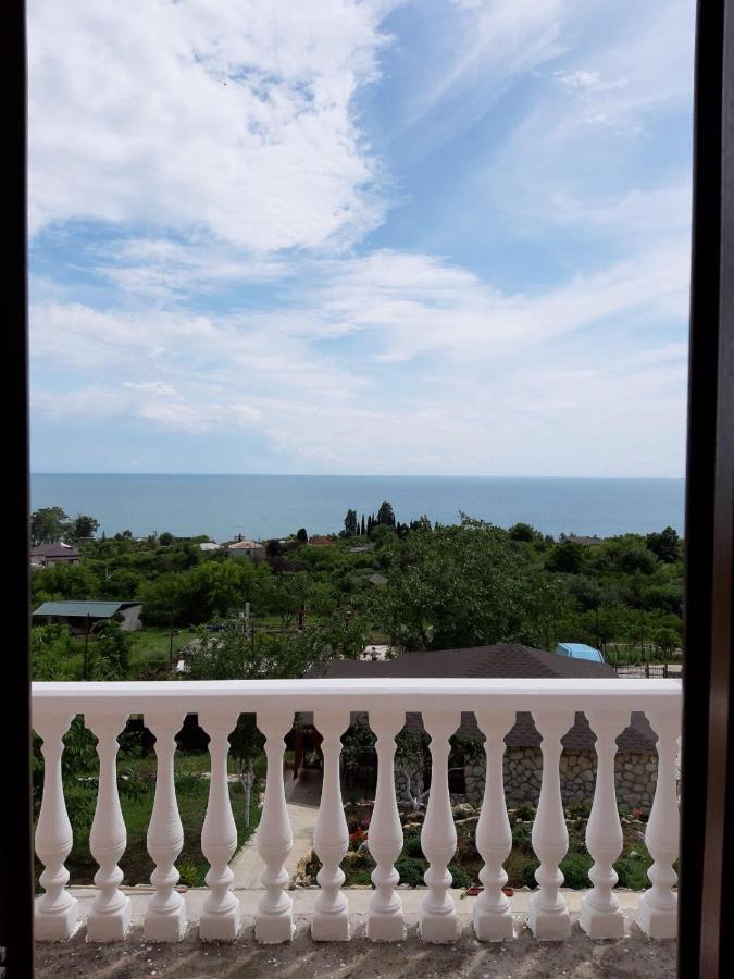 Гостевой Дом Сибиряк New Athos Extérieur photo